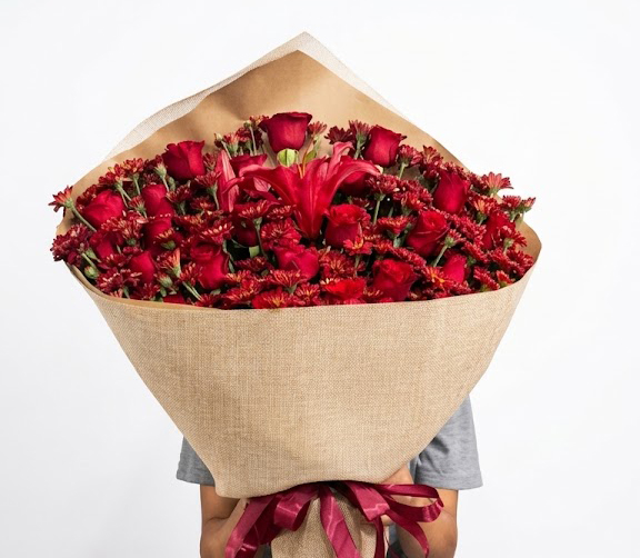 Buket Mawar Merah Lily