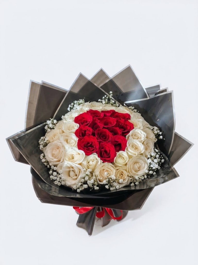 Buket Mawar Hati Romantis
