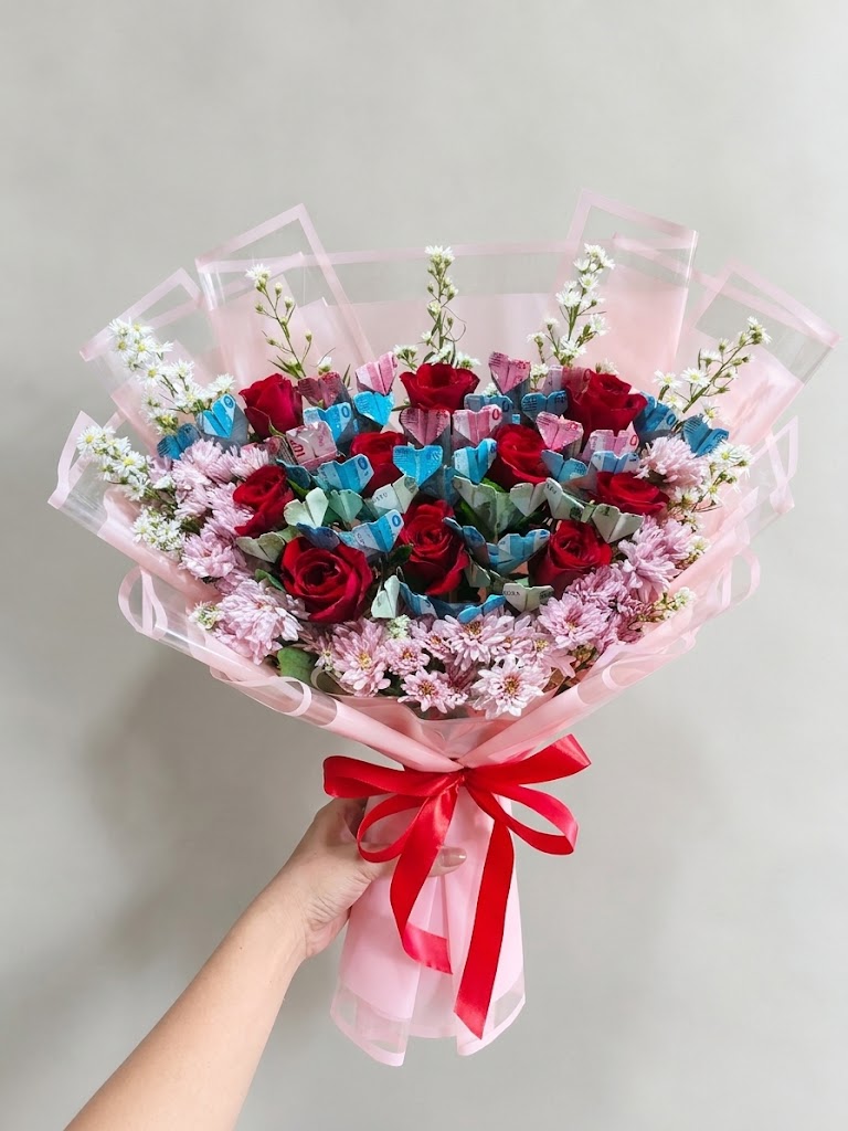 Buket Uang Mix Mawar Pink